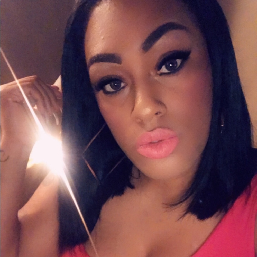 Meet your Posher, Lakecia